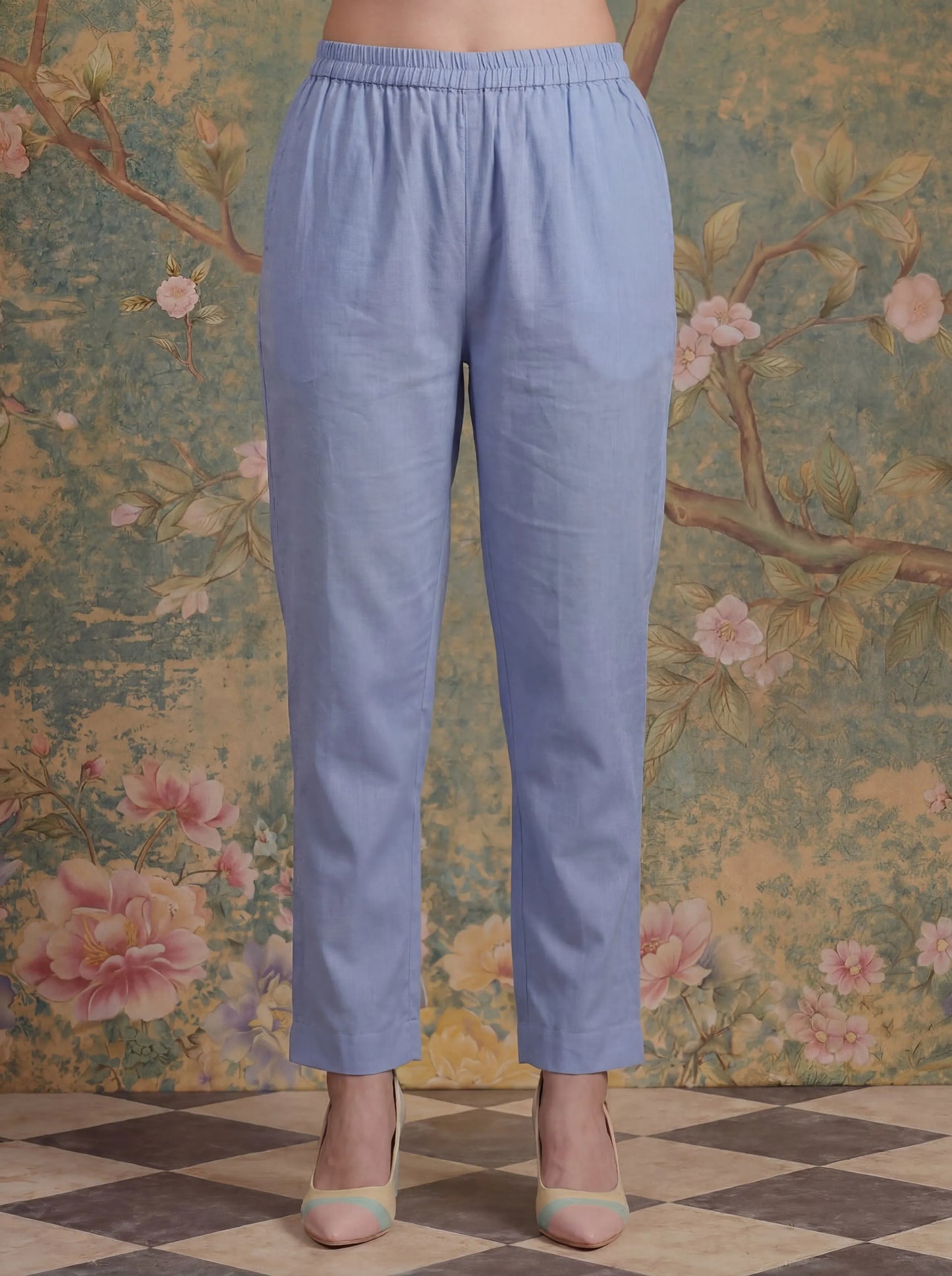 Mull Chanderi Have A Lining Pleated Kurta Dupatta Pant Set