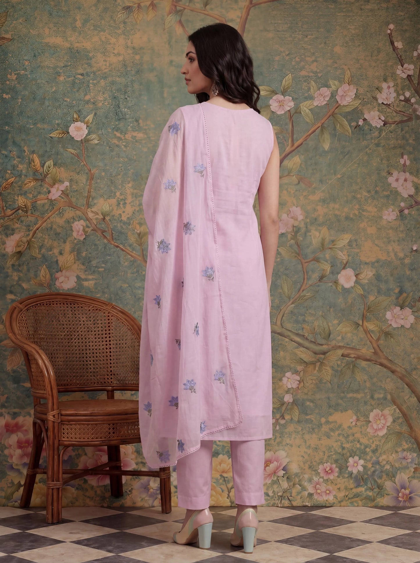 Mull Chanderi Have A Lining Pleated Kurta Dupatta Pant Set