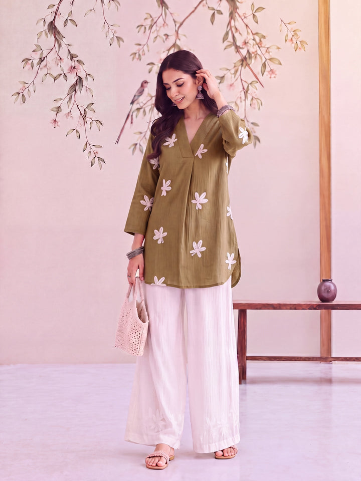 Pure Silk Chanderi Floral Applique Top