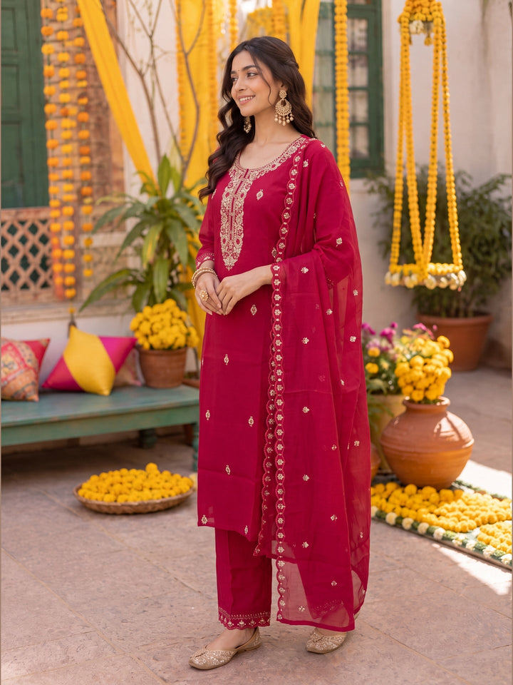 Mal Chanderi  Kurta Pant Dupatta Set