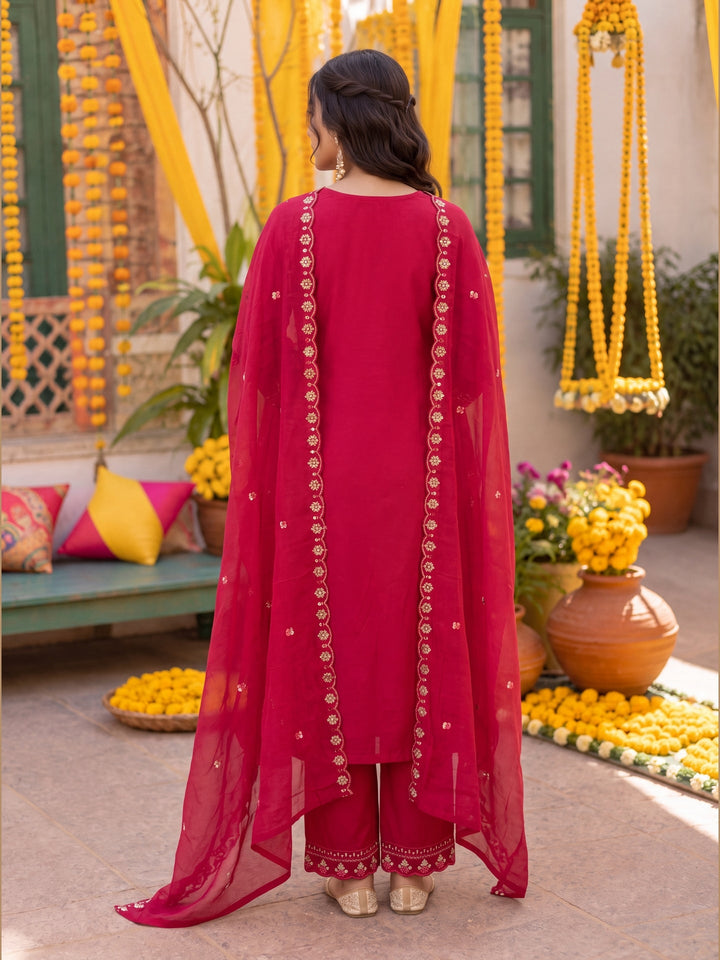 Mal Chanderi  Kurta Pant Dupatta Set