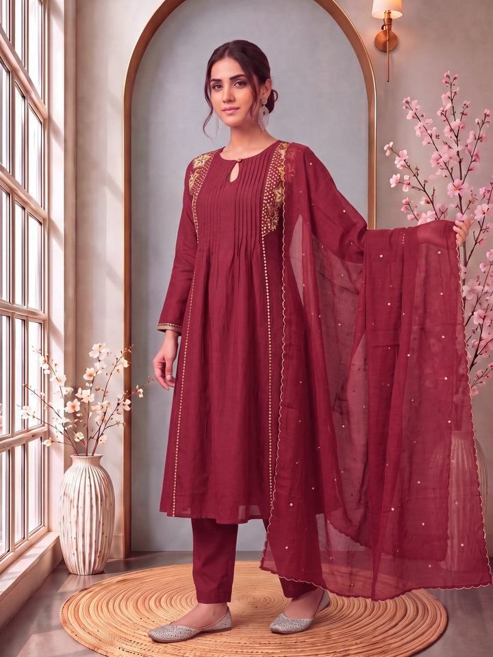 Mul Chanderi Pintuck Pleated Kurta Pant Dupatta Set