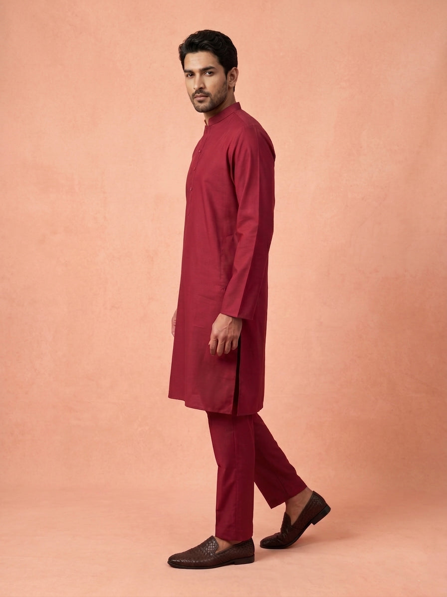 Men Silk Blend Solid Kurta Pyjama Set