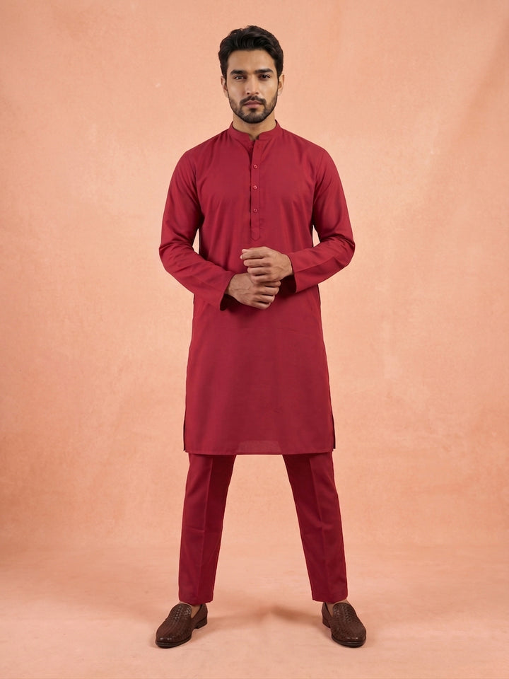 Men Silk Blend Solid Kurta Pyjama Set
