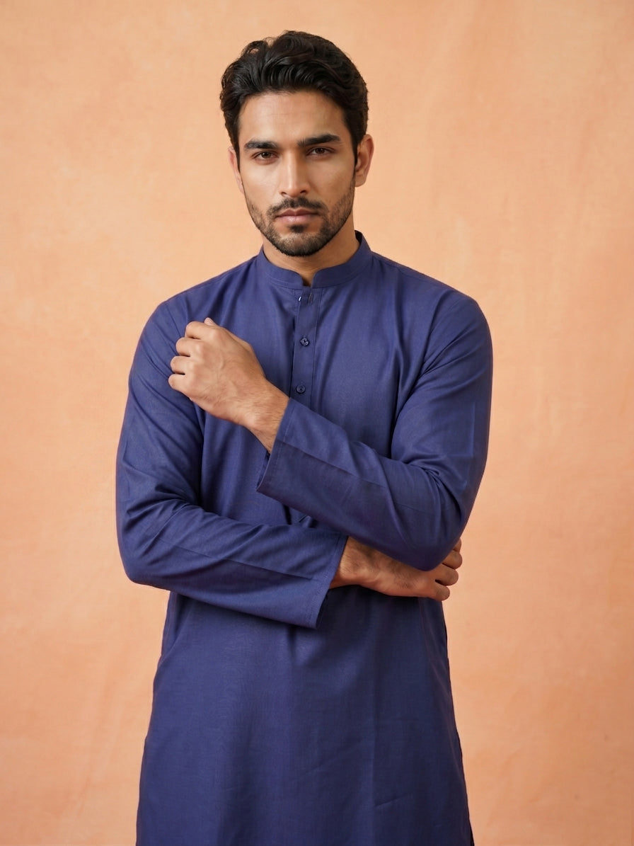 Men Silk Blend Solid Kurta Pyjama Set