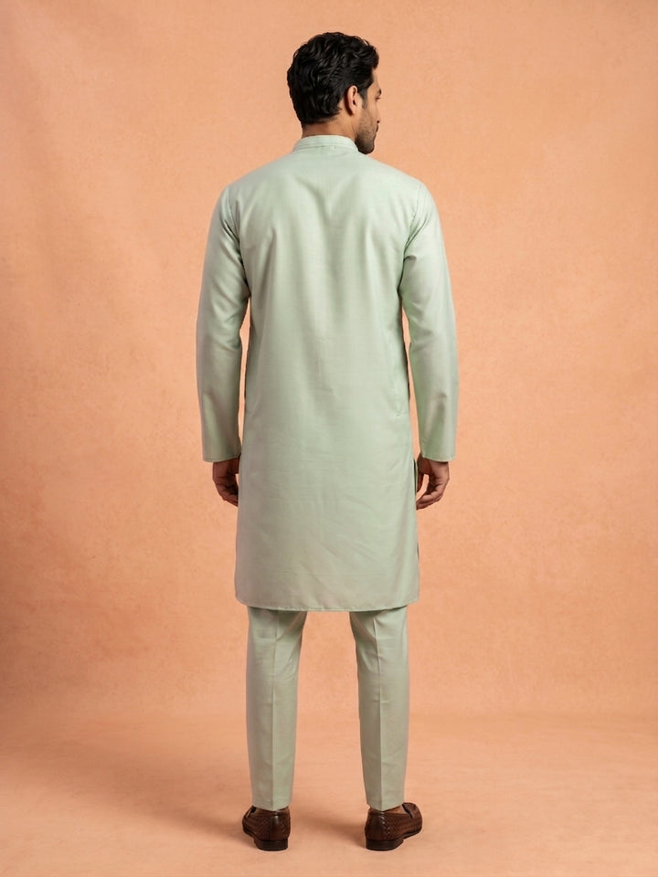 Men Silk Blend Solid Kurta Pyjama Set