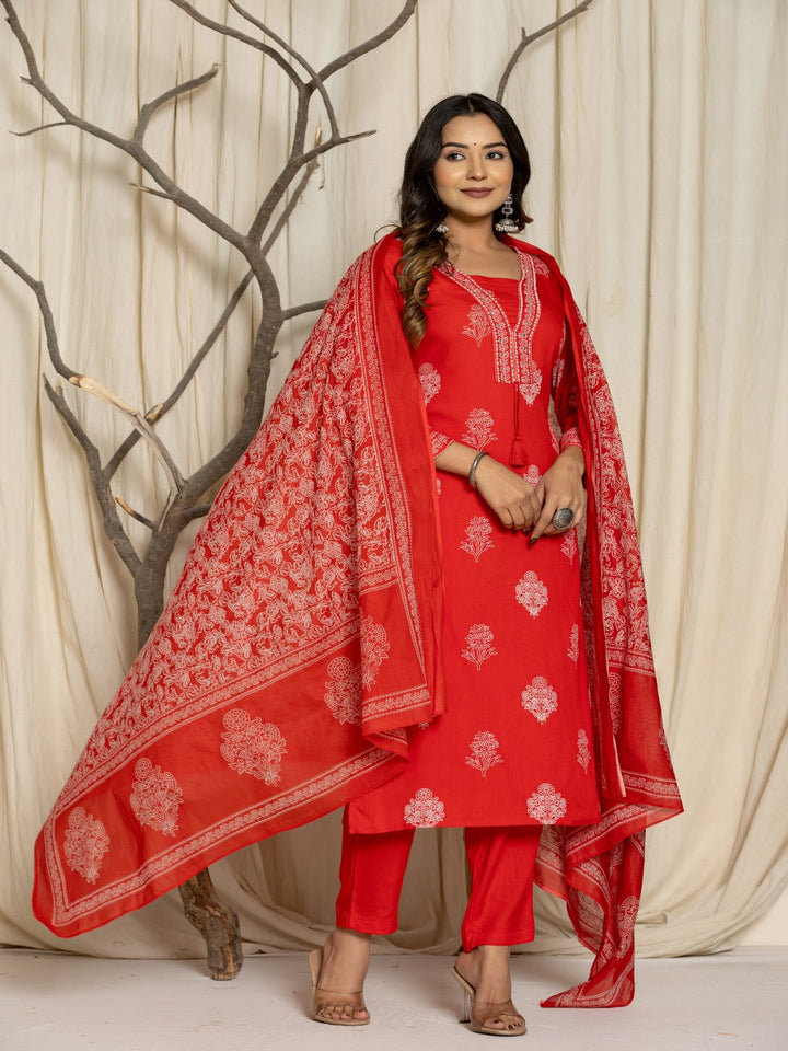 Floral Print Rayon Straight Kurta Set with Trousers &amp; Dupatta