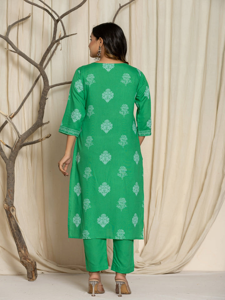 Floral Print Rayon Straight Kurta Set with Trousers &amp; Dupatta