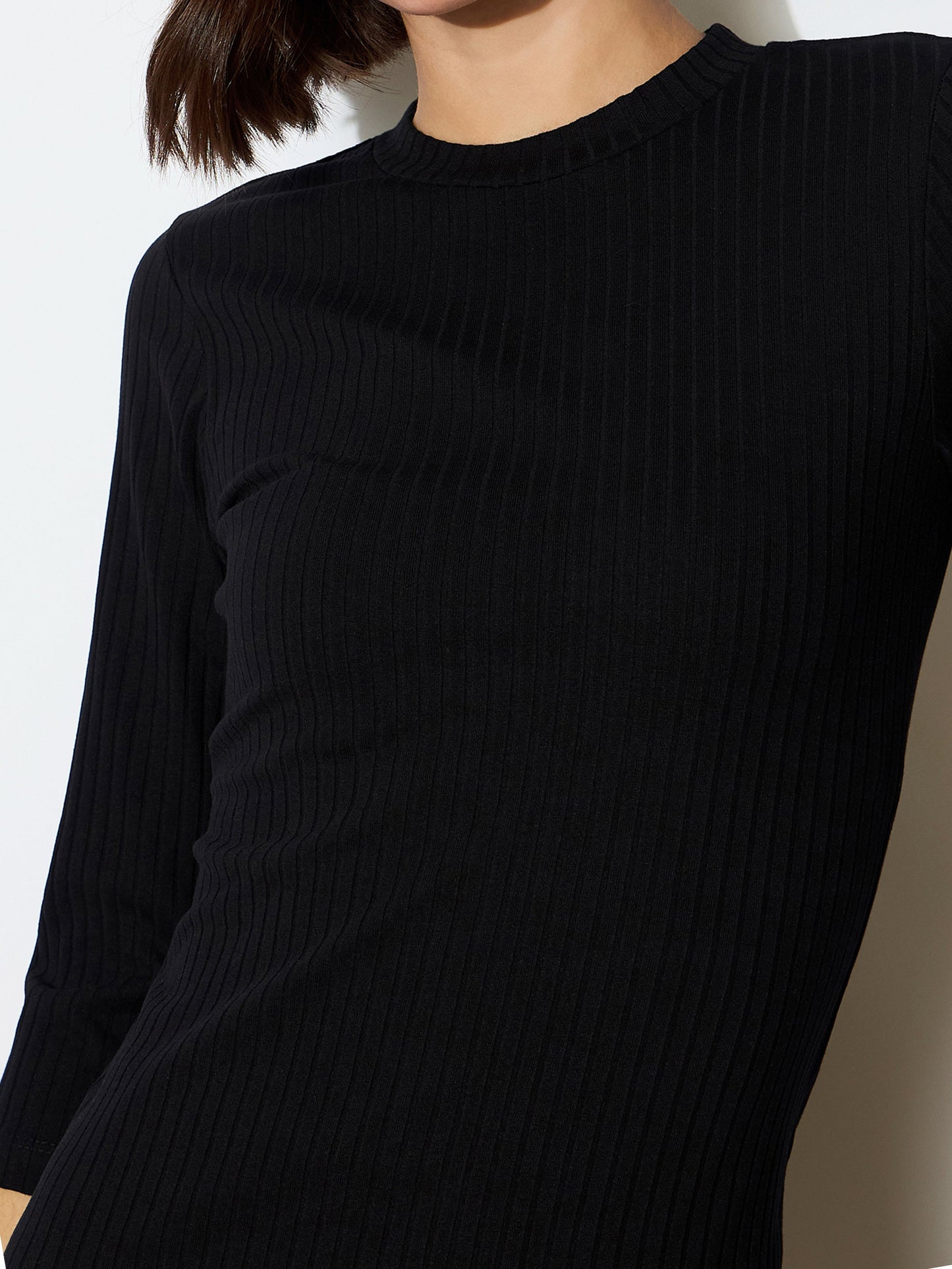 Black Rib Mock Round Neck Midi Dress