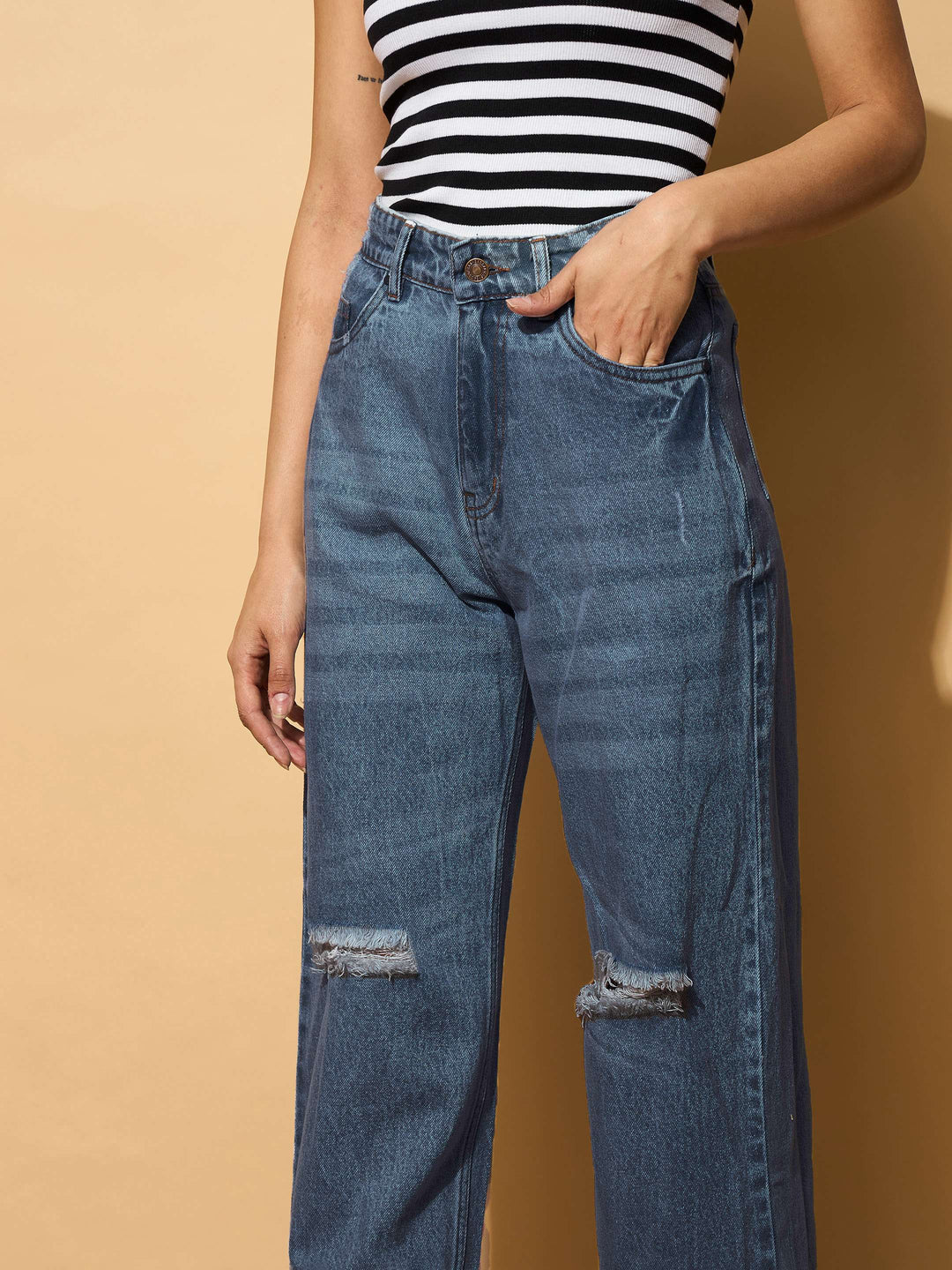 Women Navy Blue Distressed Slashed Knee Frayed Jeans