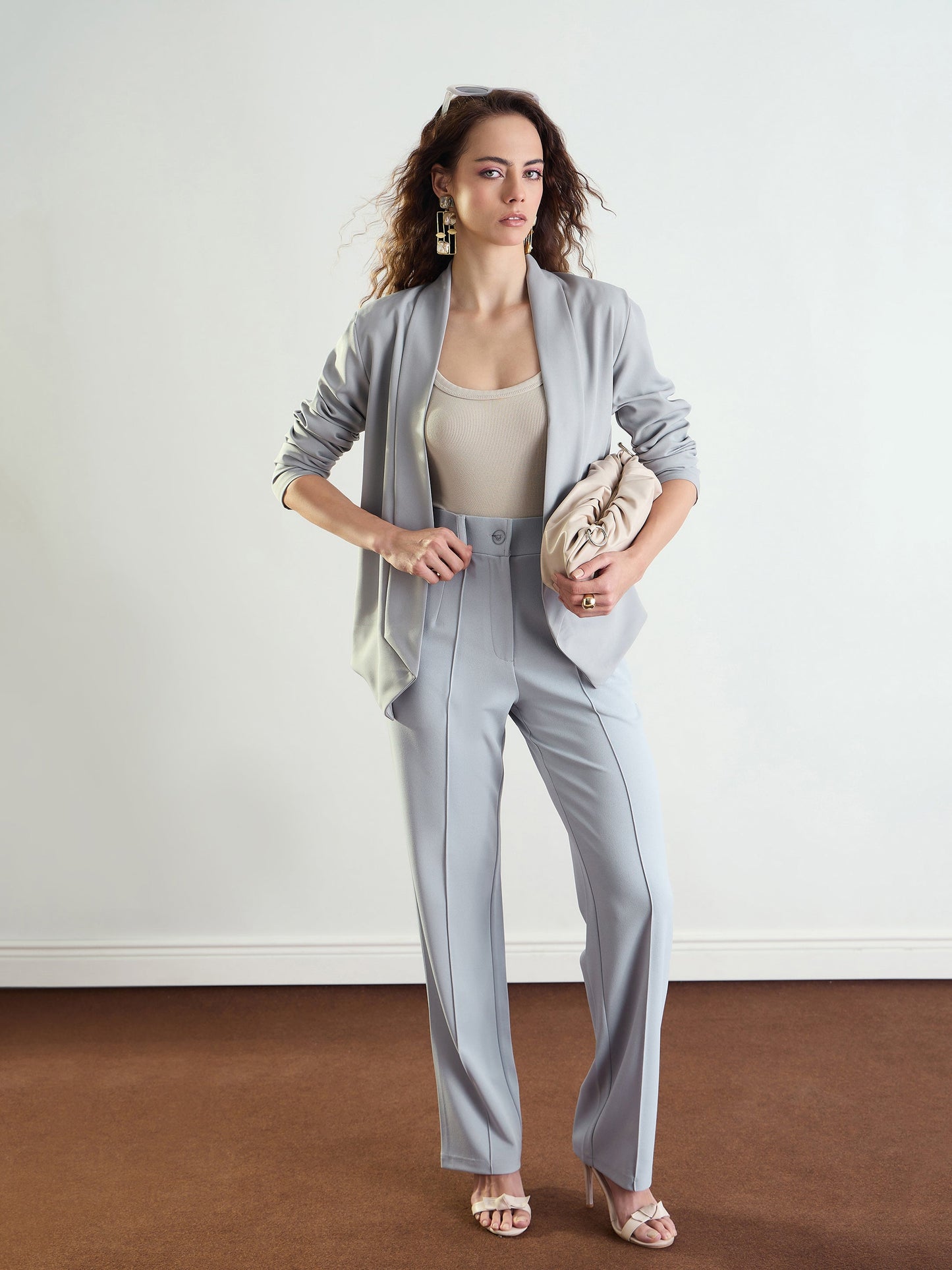 Women Grey Front Dart Straight Fit Pants