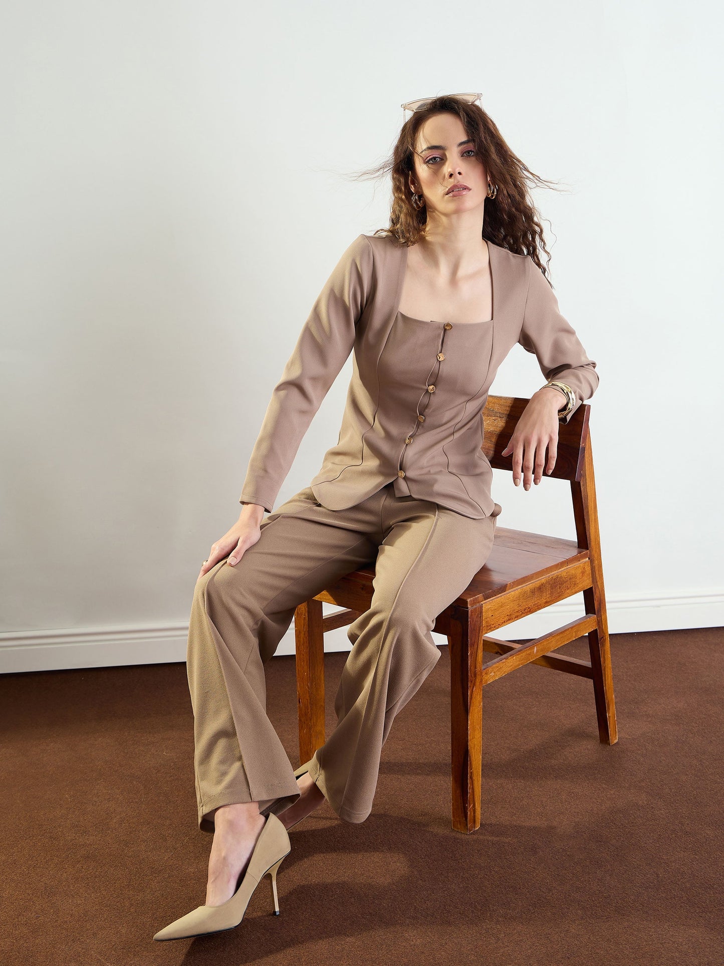Women Beige Front Darted Straight Fit Pants