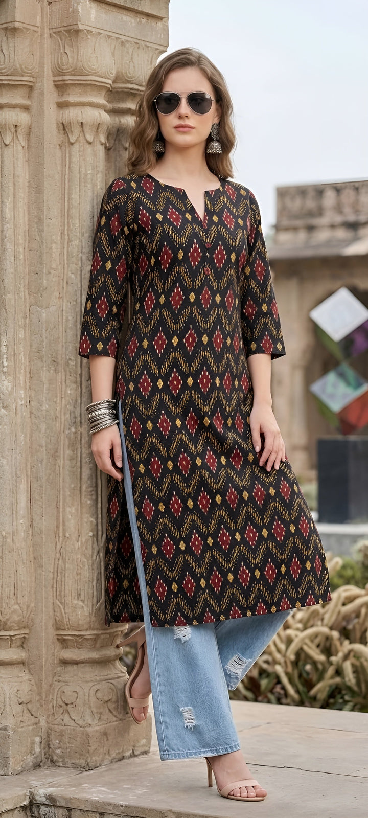 Printed Straight Kurta With Three Quarter Sleeves