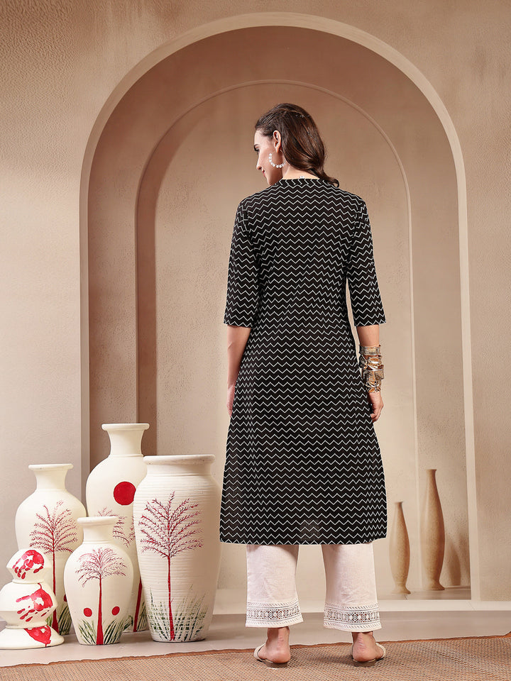 Black Self Designed &amp; Embroidered Cotton A-Line Kurta