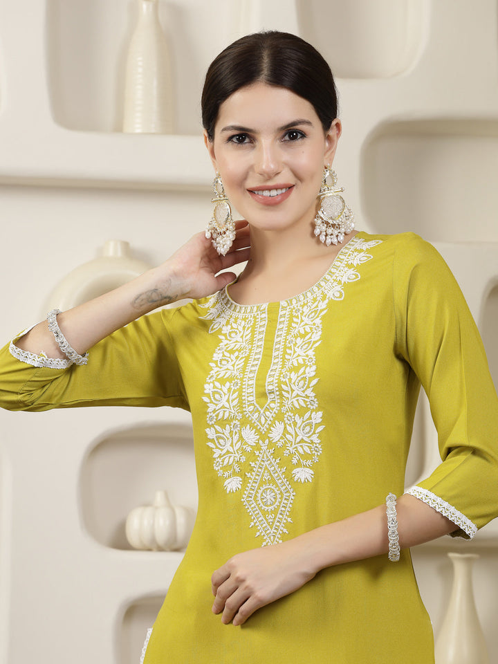Yellow Solid &amp; Embroidered Rayon Straight Chicken Kurta