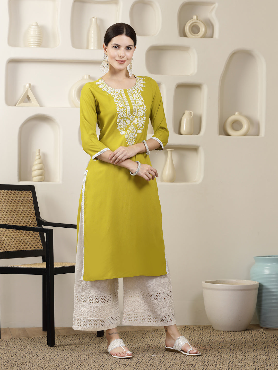 Yellow Solid &amp; Embroidered Rayon Straight Chicken Kurta