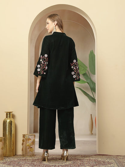 Women's Green Solid & Embroidered Velvet Co-Ord Set