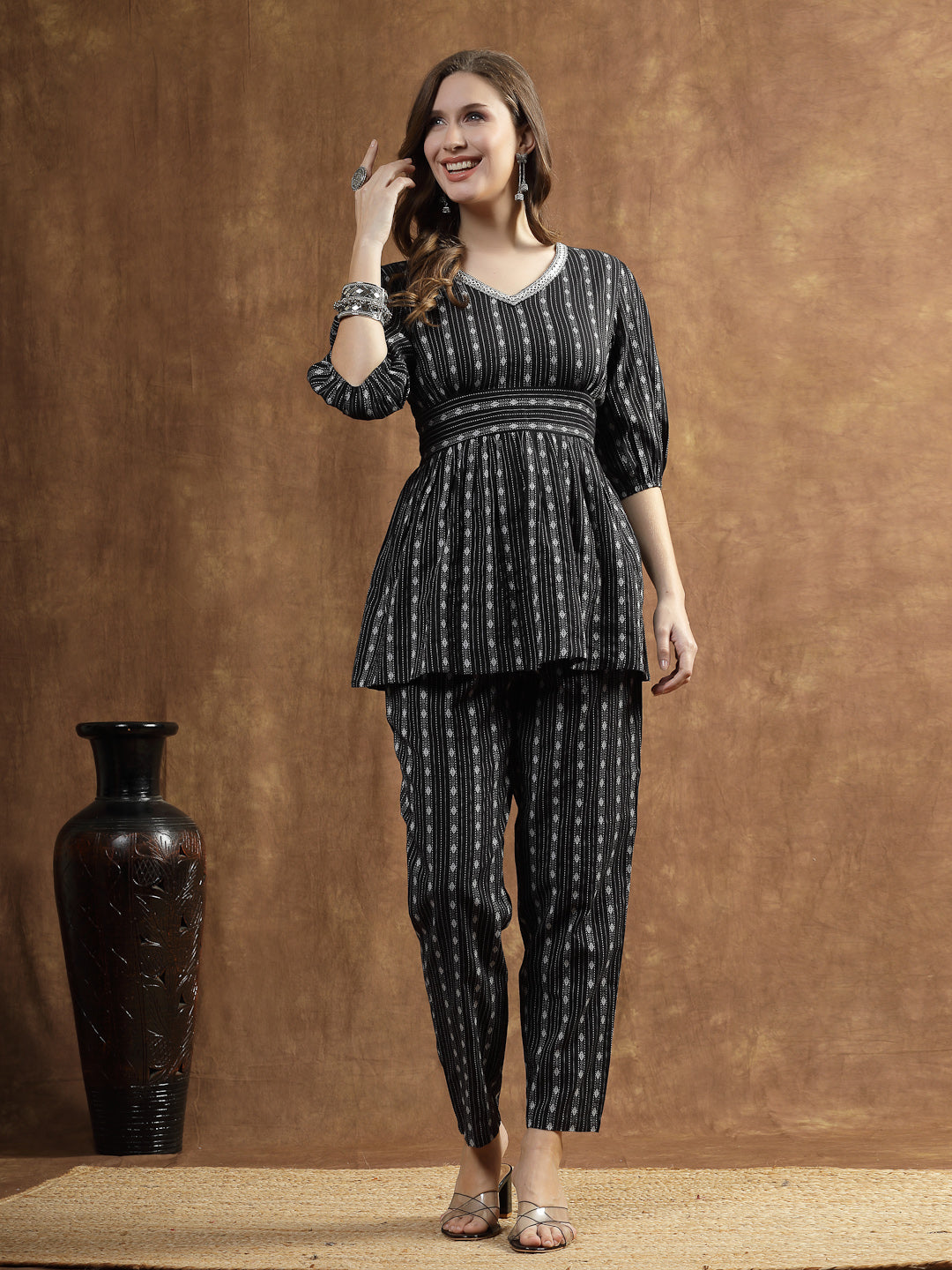 Stylum black cotton woven ethnic wear wholesale manufacturer &amp; exporter from India