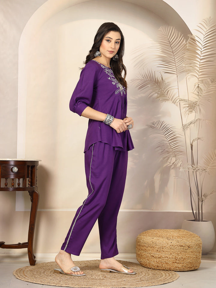 Violet Solid &amp; Embroidered Cotton Co-Ord Set