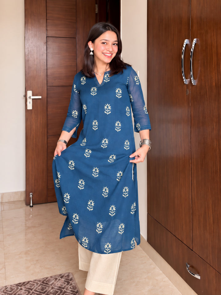 Ethnic Motifs Printed Cotton Blend Straight Kurta Pant Set