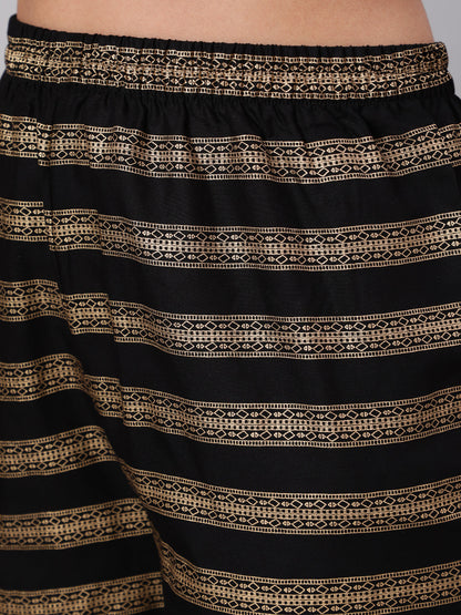 Black Gold Printed Straight Kurta Set With Net Dupatta