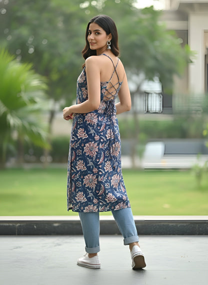 Printed Stylish Back Straight Sleeveless Kurta