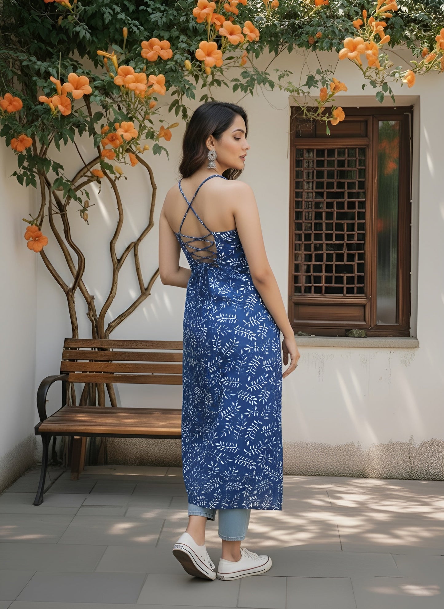 Printed Stylish Back Straight Sleeveless Kurta