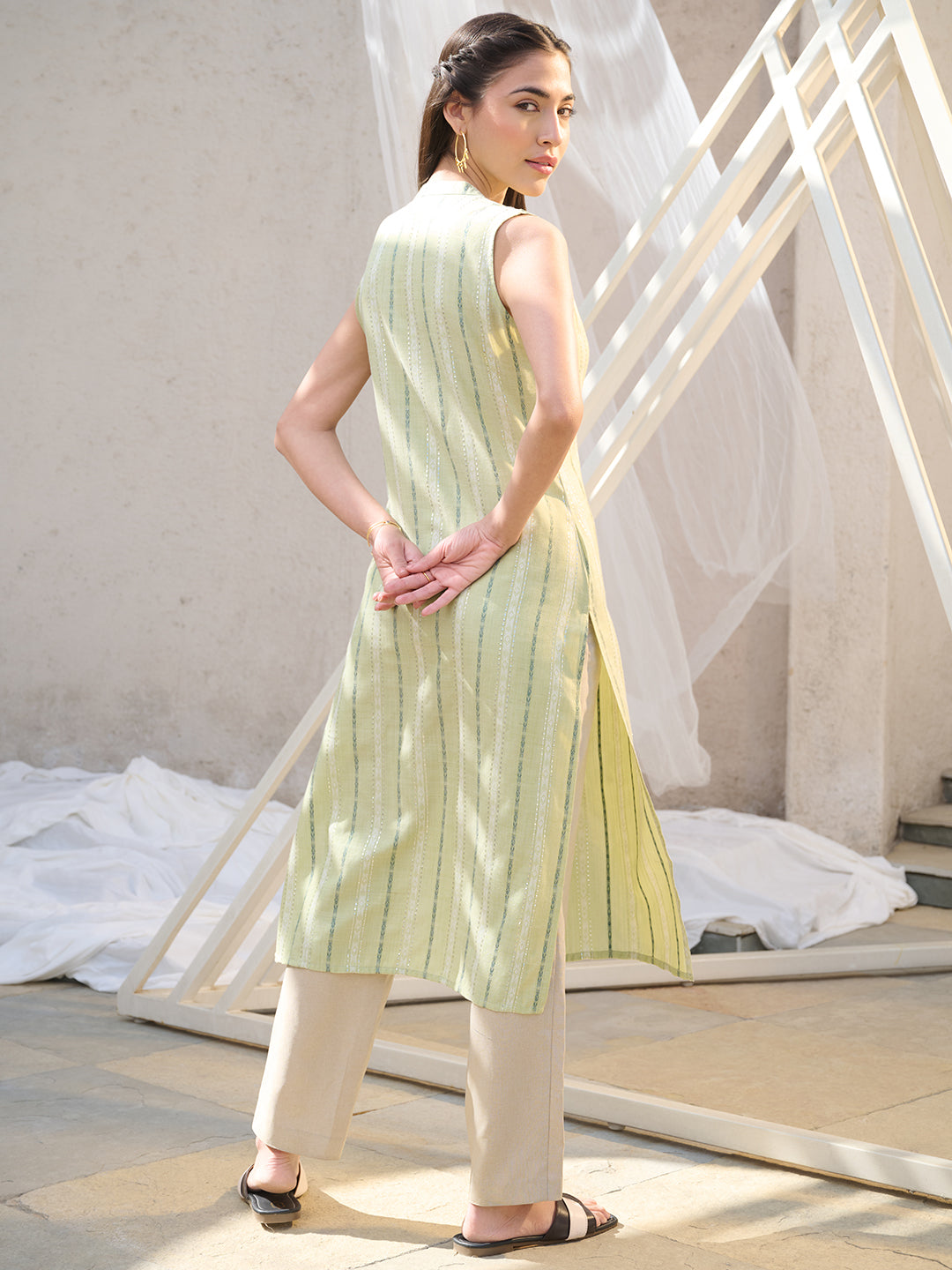Green Woven Design Cotton Blend Straight Kurta