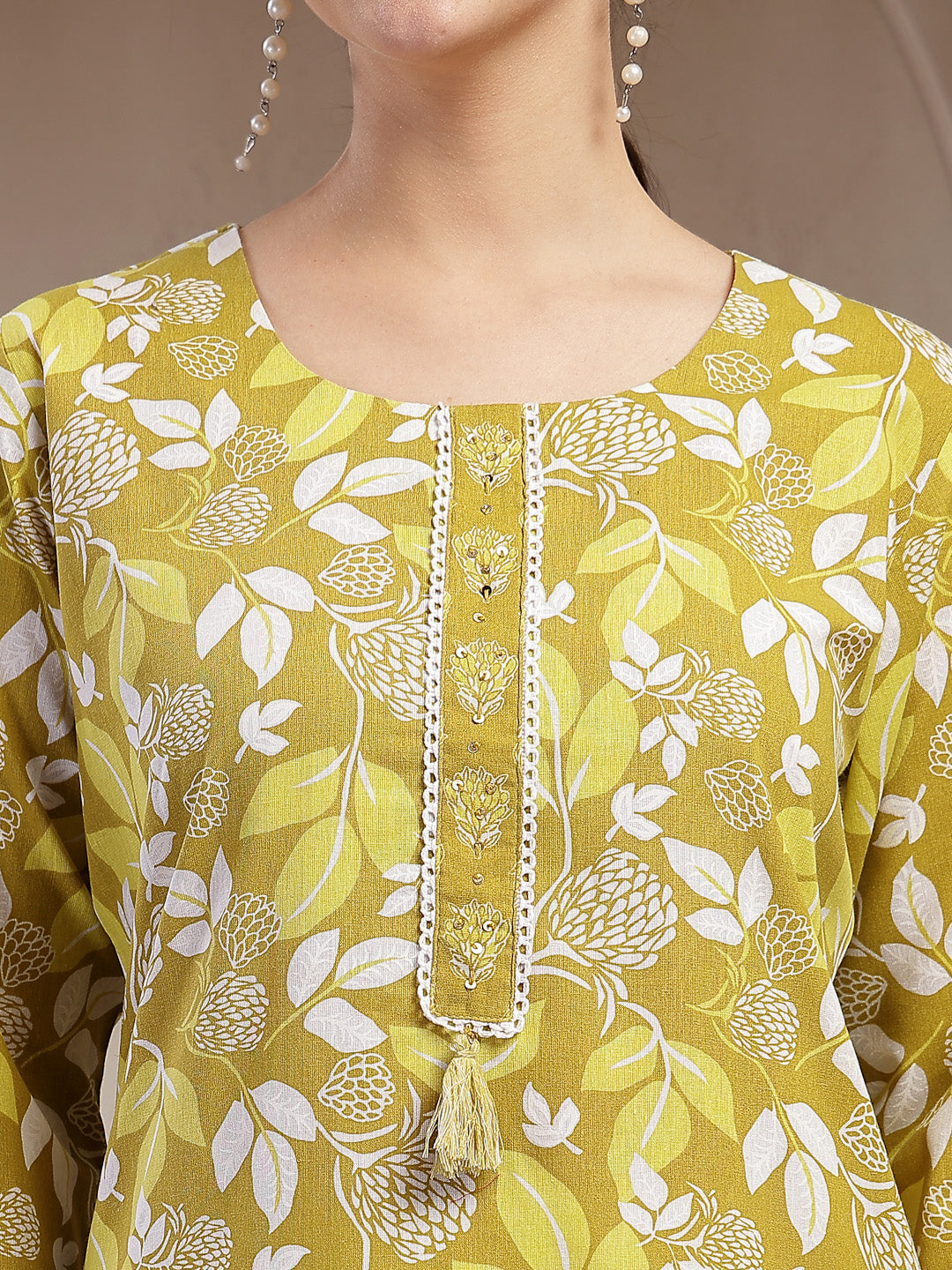 Green Floral Printed Cotton Straight Kurta