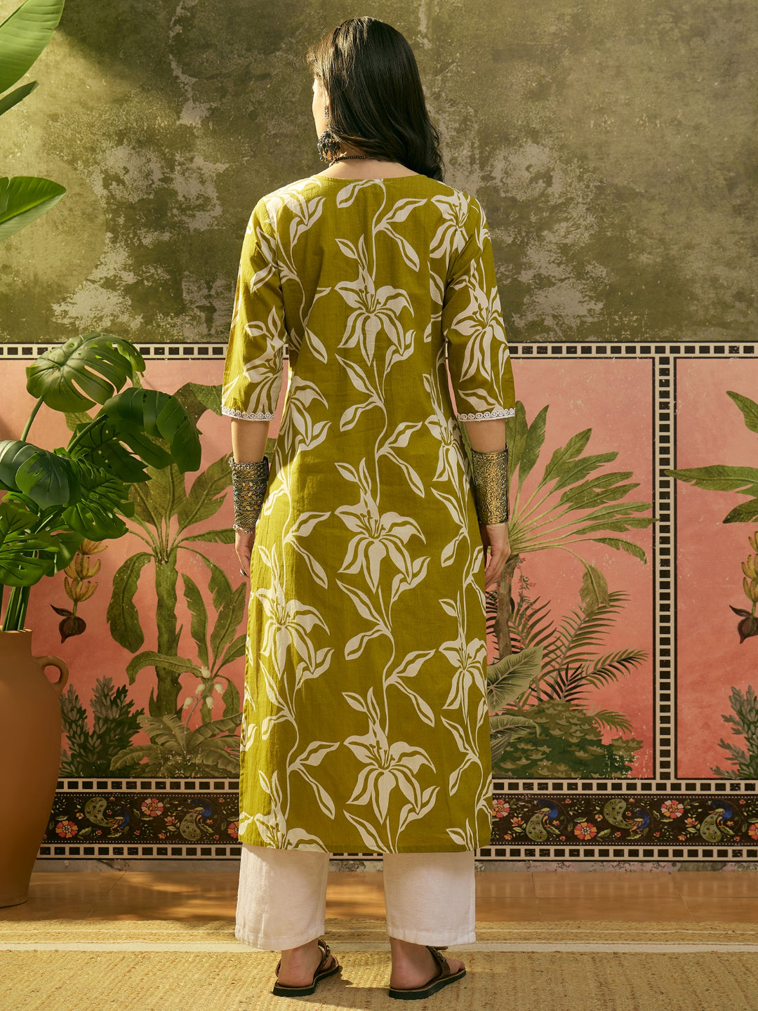 Floral Printed &amp; Embroidered Cotton Straight Kurta