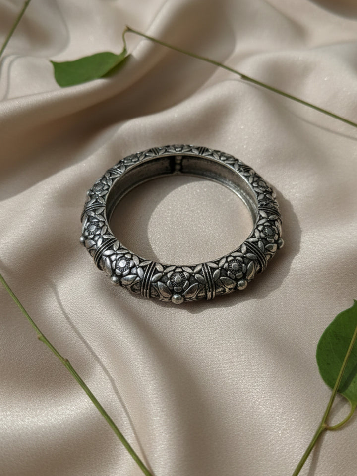 Silver Oxidized Brass Kada