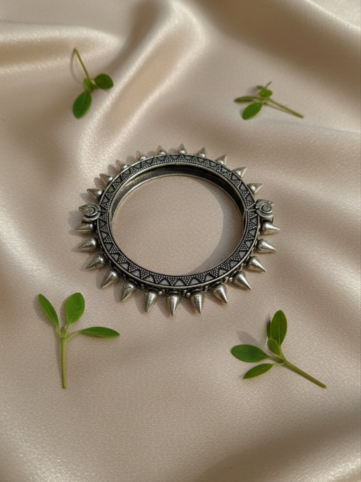 Silver Oxidized Brass Kada