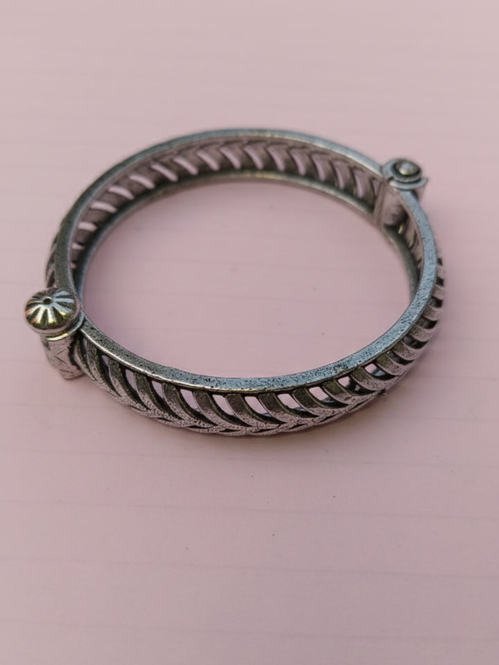 Silver Oxidized Brass Kada
