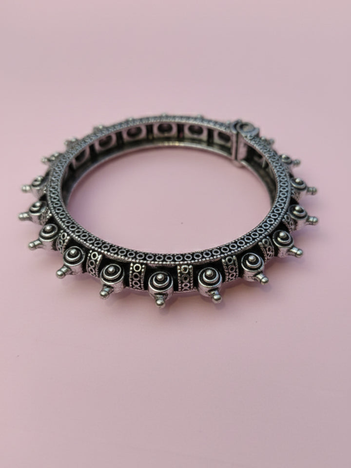 Silver Oxidized Brass Kada