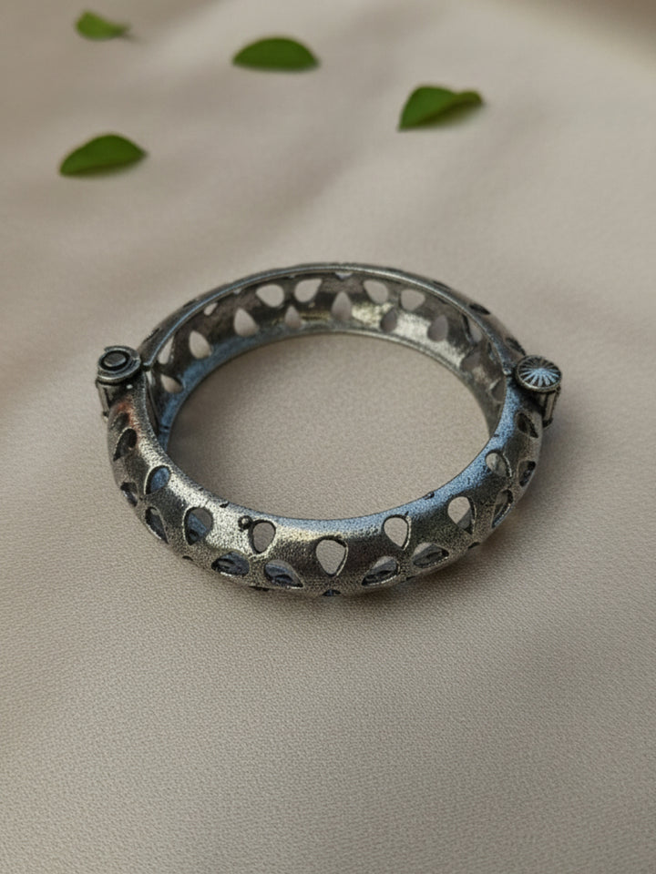 Silver Oxidized Brass Kada