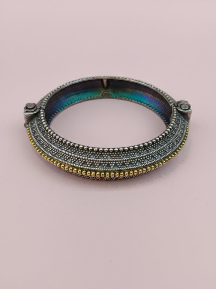 Silver Oxidized Two Tone Brass Kada