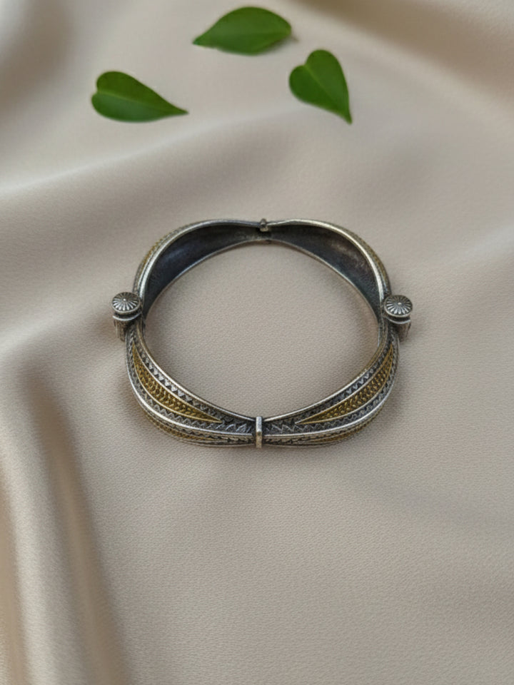 Silver Oxidized Two Tone Brass Kada