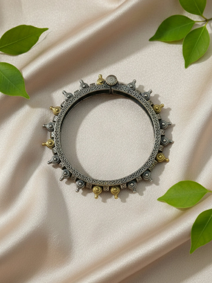 Silver Oxidized Two Tone Brass Kada
