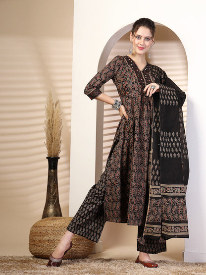 Cotton  Calf Length Printed Flared 3/4 Sleeves V-Neck Kurta Bottom Dupatta Set