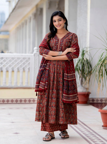 Cotton  Calf Length Printed Flared 3/4 Sleeves V-Neck Kurta Bottom Dupatta Set