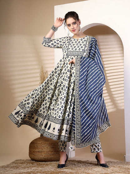 Cotton  Calf Length Printed Flared 3/4 Sleeves Round Neck Kurta, Bottom With Dupatta