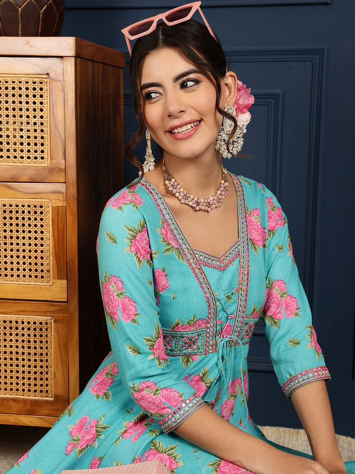 Rayon Calf Length Printed Flared 3/4 Sleeves V-Neck Kurta