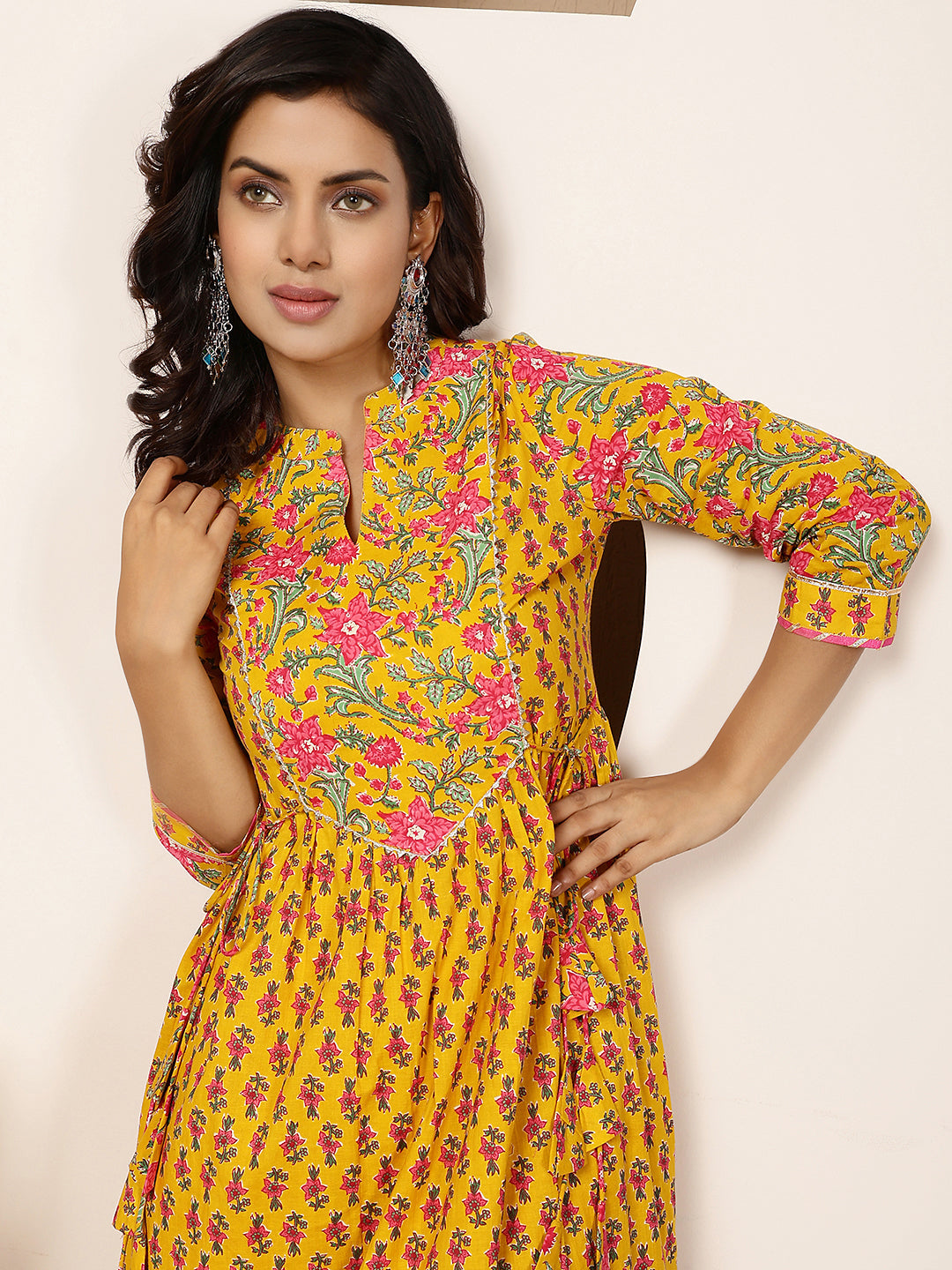 Cotton Calf Length Printed Flared 3/4 Sleeves Round Gown
