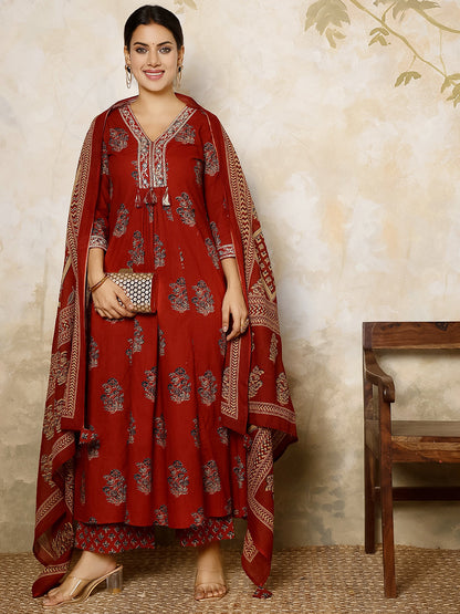 Cotton Calf Length Printed Flared 3/4 Sleeves V Neck Kurta, Bottom With Dupatta
