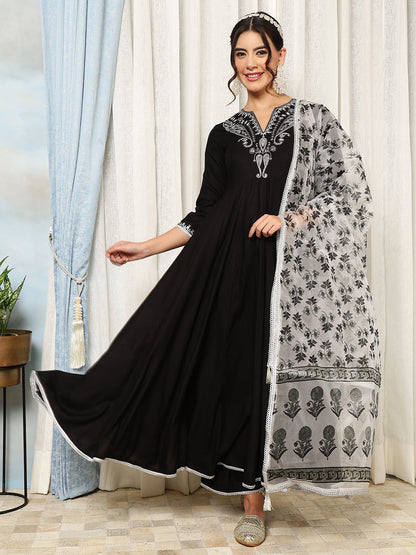 Rayon Calf Length Solid Flared 3/4 Sleeves V-Neck Kurta, Bottom With Dupatta