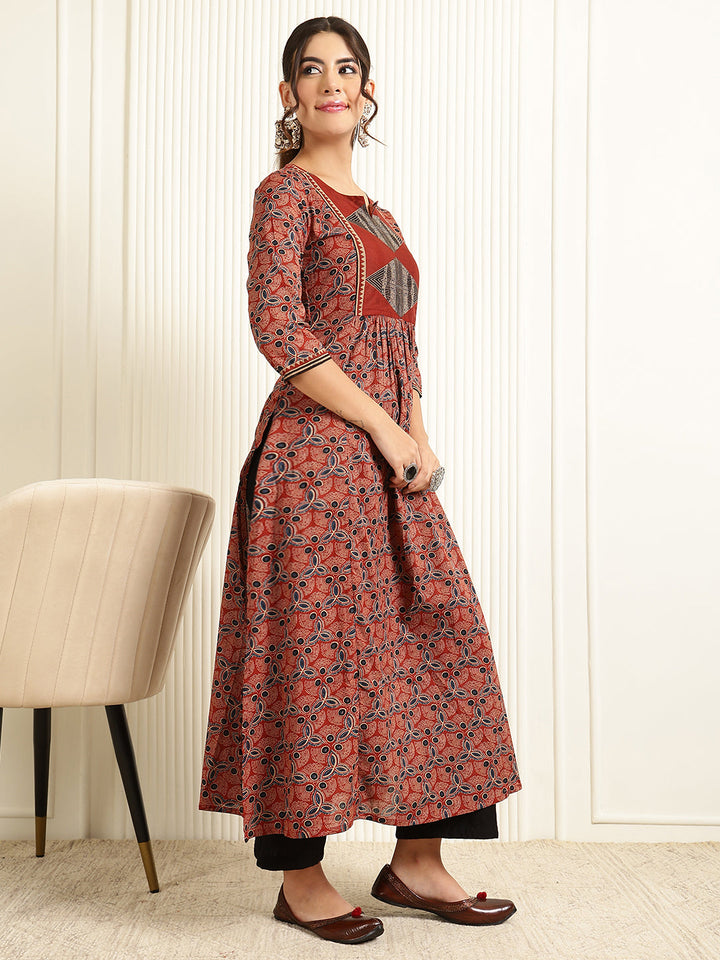 Rayon Calf Length Printed Flared 3/4 Sleeves Round Neck Kurta