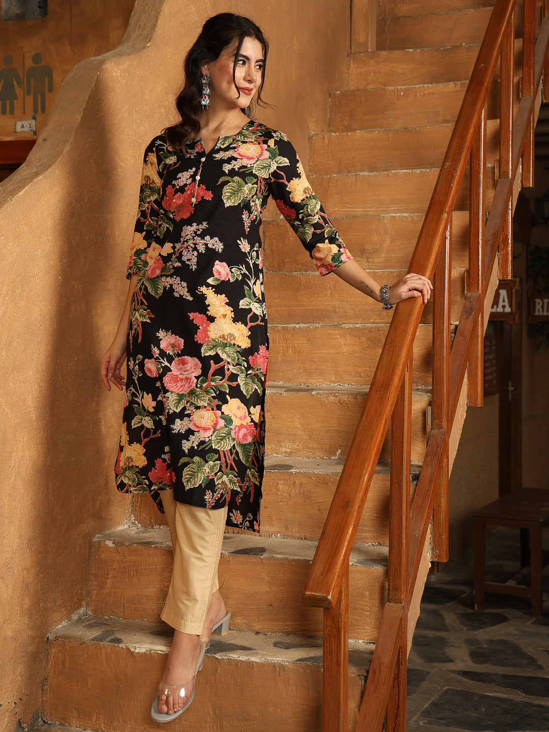 Cotton Calf Length Printed Straight 3/4 Sleeves Round Neck Kurta