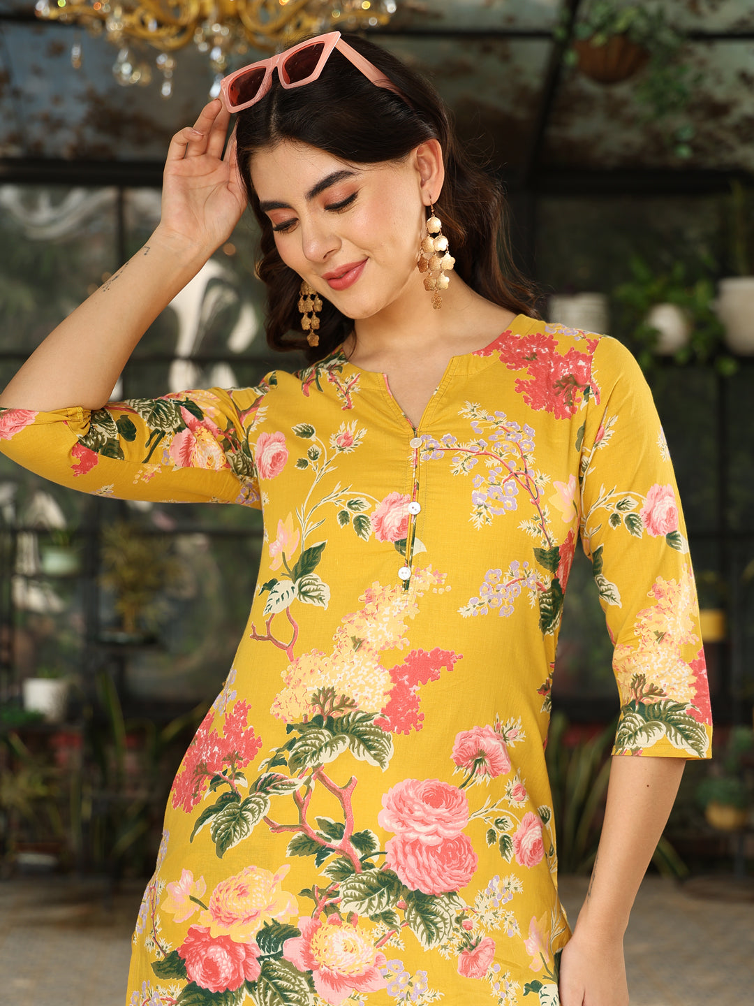 Cotton Calf Length Printed Straight 3/4 Sleeves Round Neck Kurta