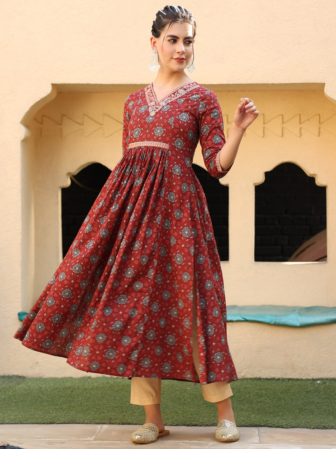 Cotton Calf Length Printed Flared 3/4 Sleeves V-Neck Kurta