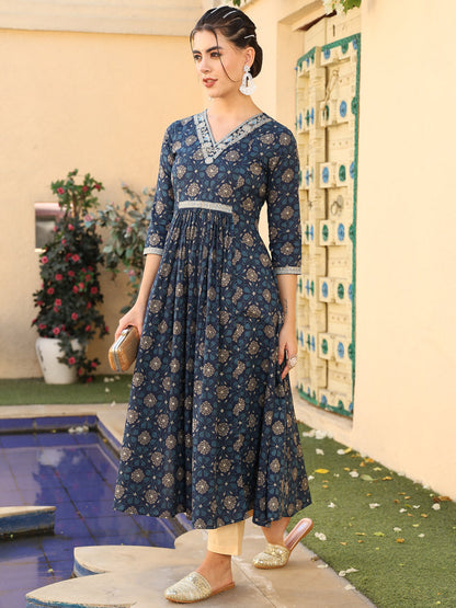 Cotton Calf Length Printed Flared 3/4 Sleeves V-Neck Kurta